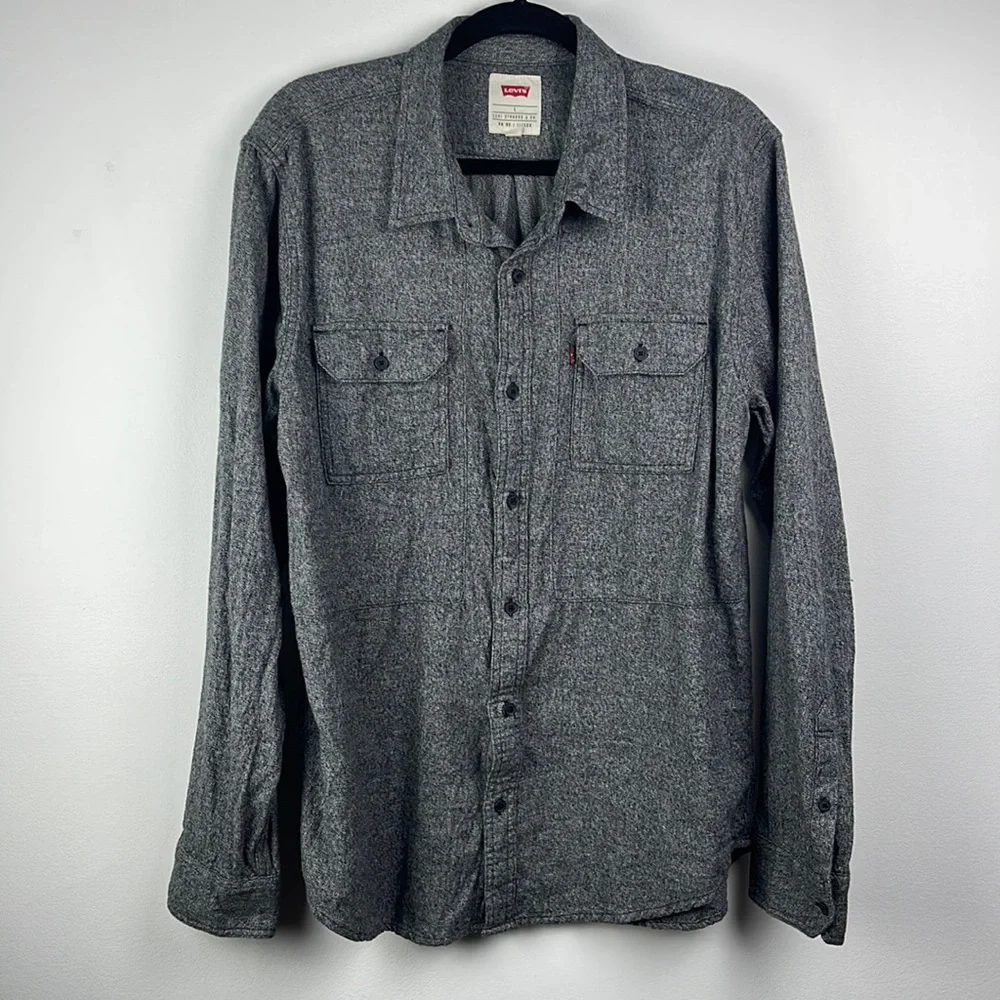 Levi’s grey button down shirt 100 percent cotton in size large - Picture 1 of 7